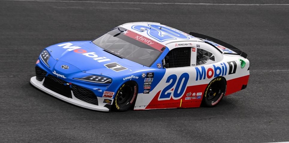 DFS NASCAR Xfinity: Alsco Uniforms 302