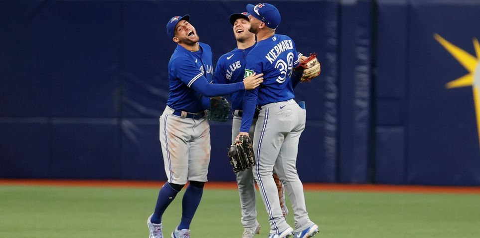 Wells has four RBIs to lead Jays over Yankees 6-3