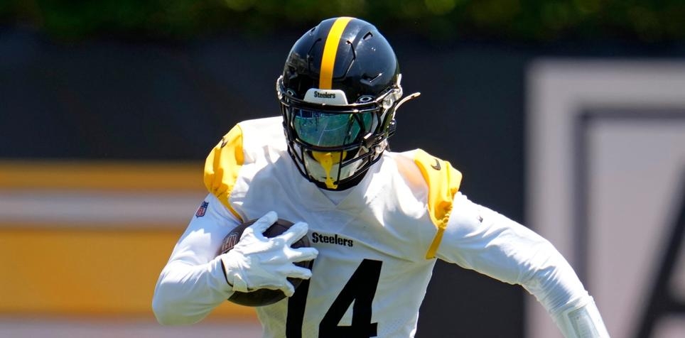 One Wide Receiver to Target in Each Round of Your Fantasy Football Draft