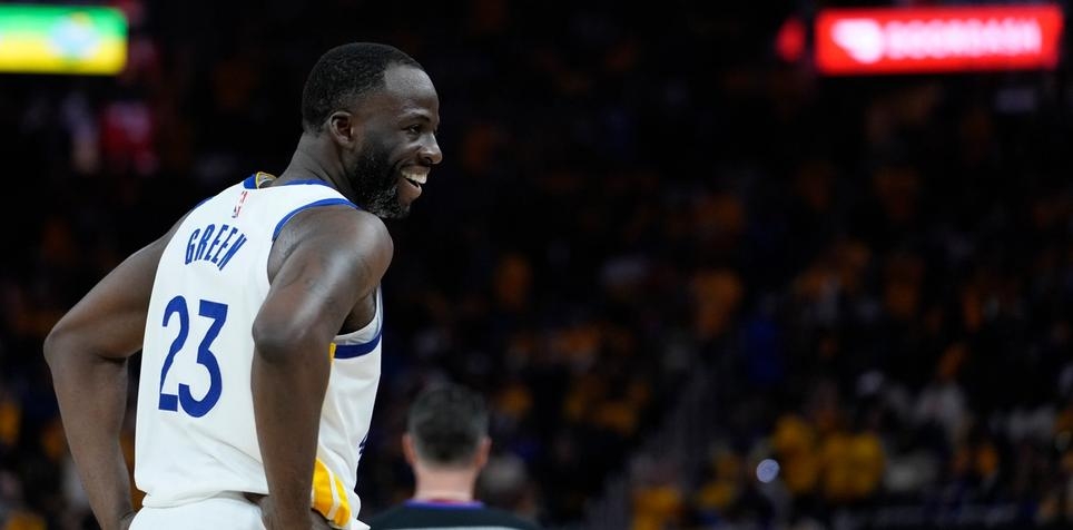 Draymond Green Re-Signs With Golden State: Can the Dynasty Get Back on Track?