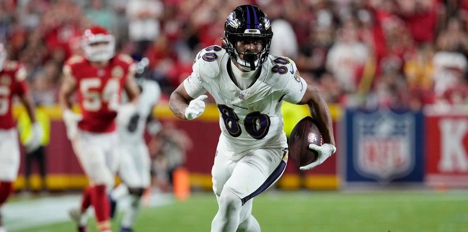 10 Fantasy Football Waiver Wire Targets Heading Into Week 2