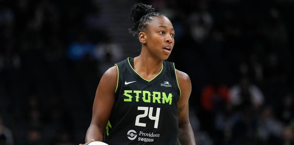 WNBA Best Bets and Player Props for Sunday 8/18/24, Including a FanDuel Promo