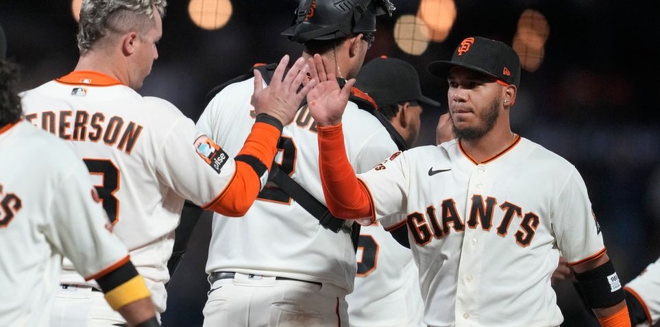 Thairo Estrada Preview, Player Props: Giants vs. Reds