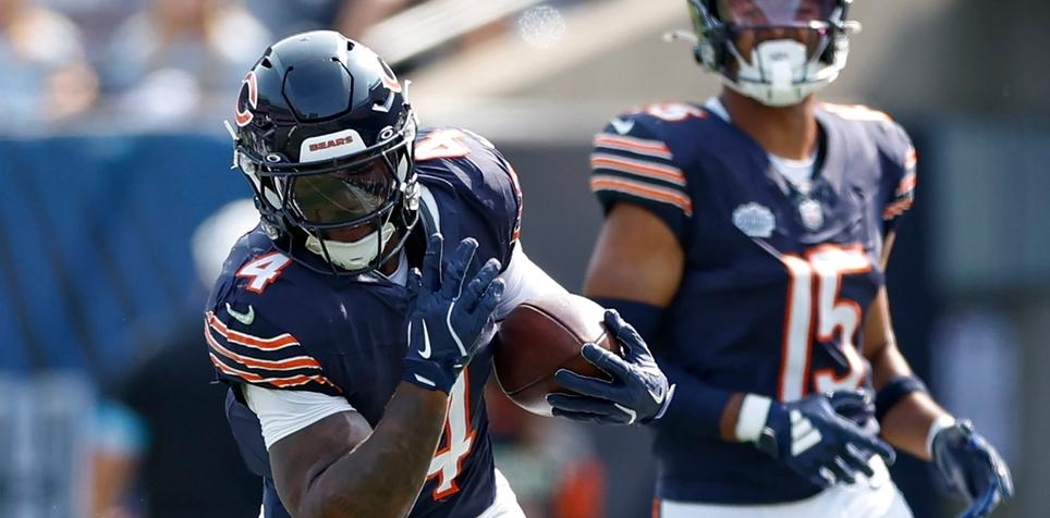 3 Best Player Prop Bets for Sunday Night Football: Bears at Texans