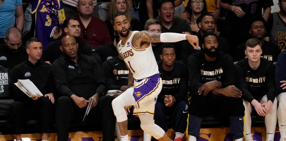 Lakers Re-Sign D'Angelo Russell for Two More Years