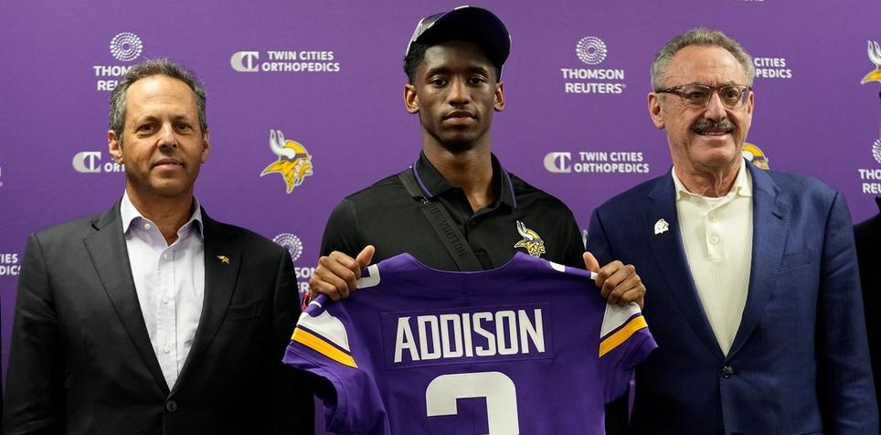 NFL Week 3 Player Prop Bets: Jordan Addison, Adam Thielen and more, NFL  and NCAA Betting Picks