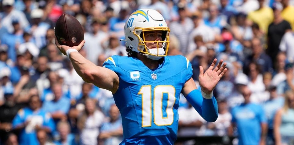 NFL Live Betting Week 4: How We're Live Betting Monday Night Football