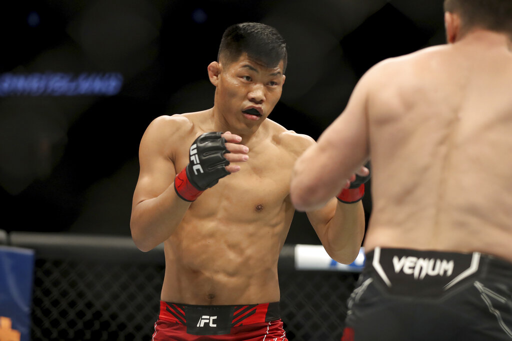 Li Jingliang vs Daniel Rodriguez Odds, Prediction, Fight Info & Betting For UFC 279 on FanDuel Sportsbook