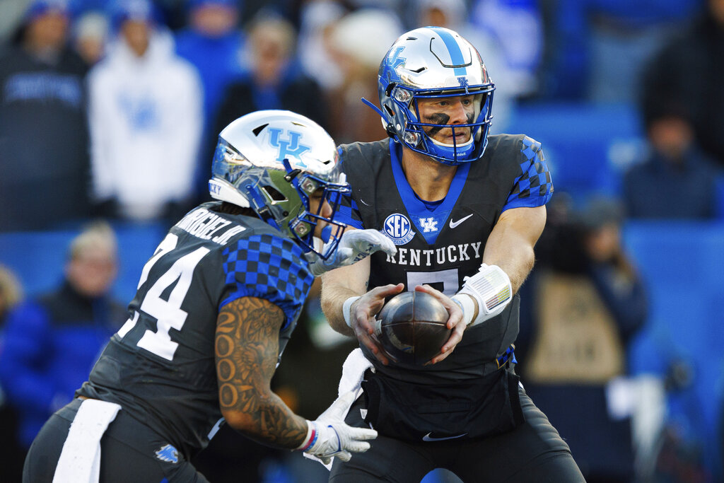 Kentucky Wildcats Bowl Game History (Wins, Appearances and All-Time Record)