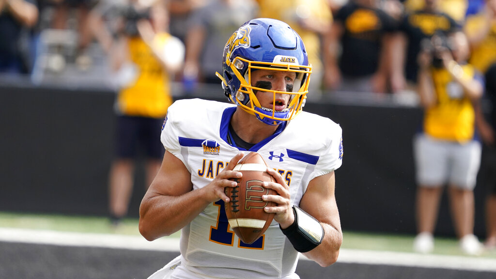 Montana State at South Dakota State: FCS Semifinal Preview and