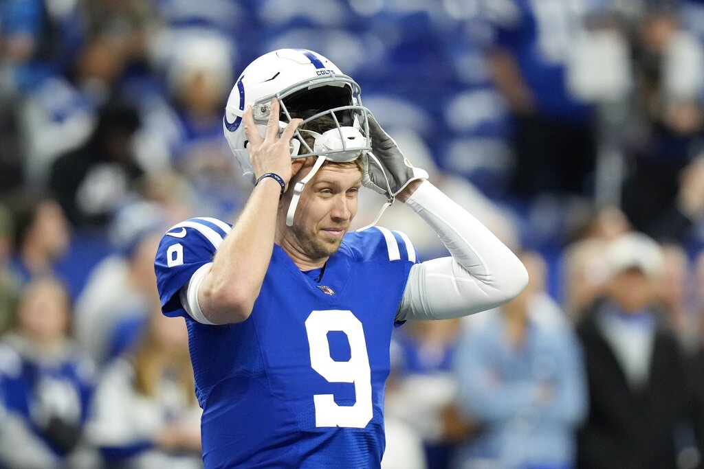 Colts Reveal QB Plans for Week 17 After Nick Foles' 3-INT Game