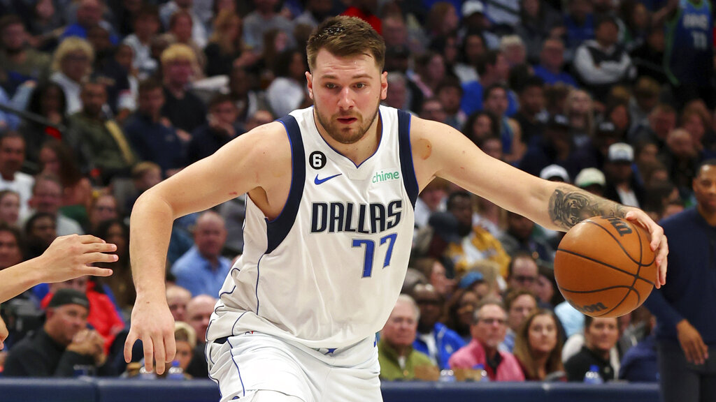 Mavericks All-Star Luka Doncic leaves game with high ankle sprain