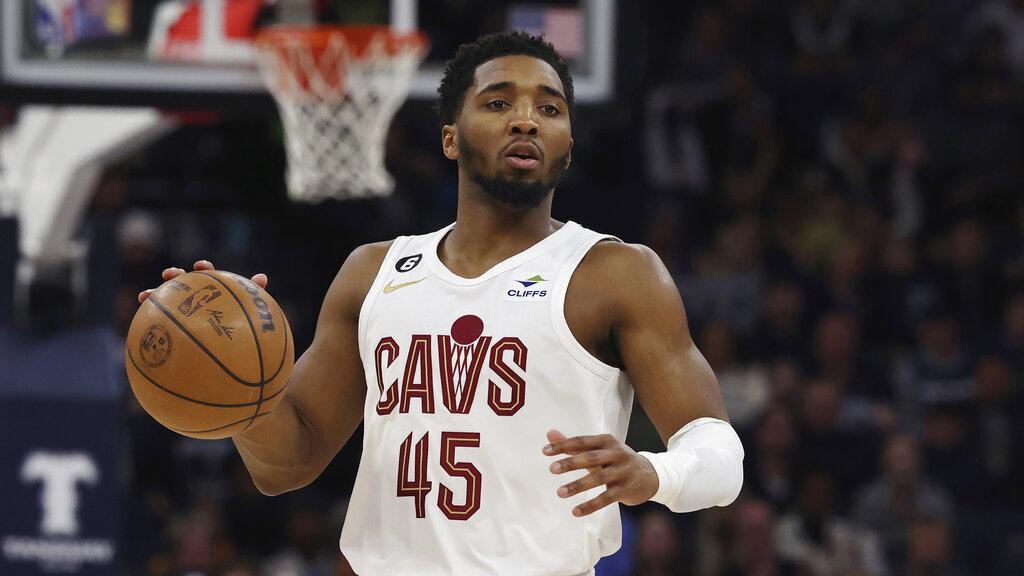 Knicks Win at Home Versus Donovan Mitchell, Cavaliers