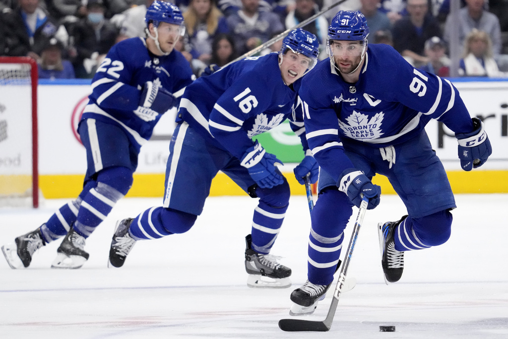 3 Best Prop Bets for Panthers vs Maple Leafs NHL Playoffs Game 2 on May 4 (Toronto Keeps Bobrovsky Busy All Game)