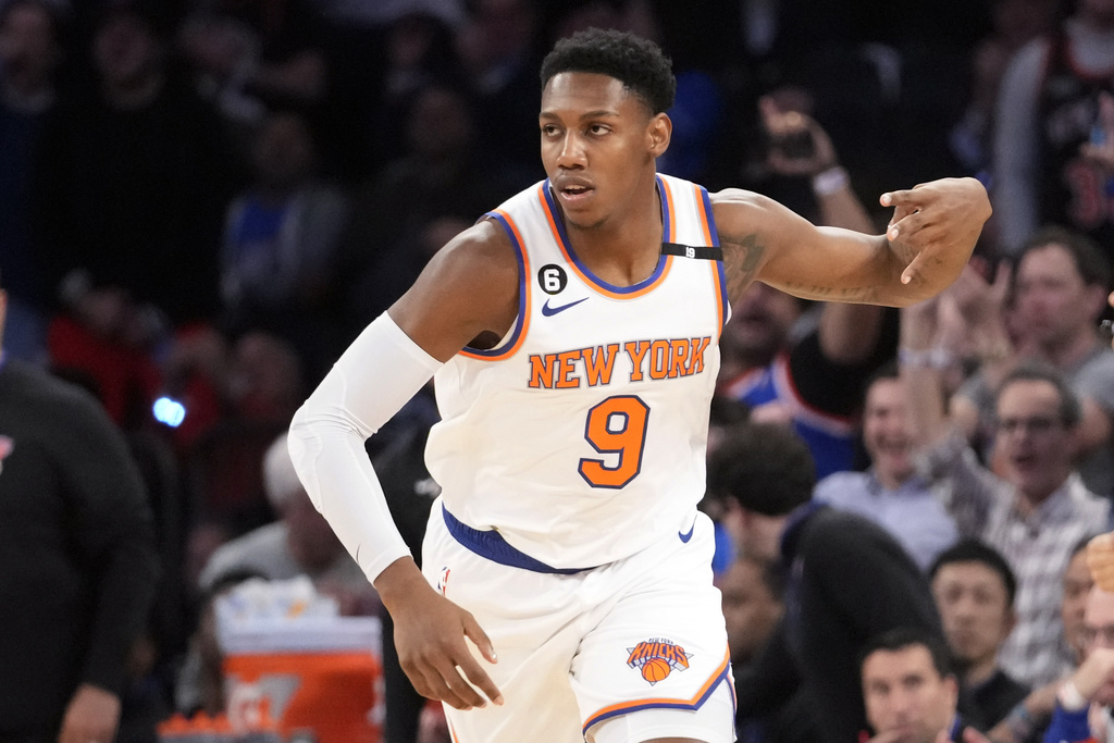 3 Best Prop Bets for Knicks vs Heat NBA Playoffs Game 6 on May 12 (RJ Barrett's Hot Streak Continues)