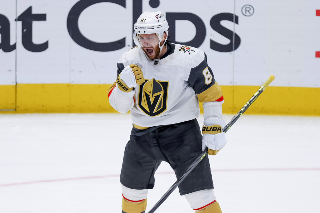 Would The Golden Knights Be The First Team To Win The Stanley Cup Whilst  Wearing White Gloves?
